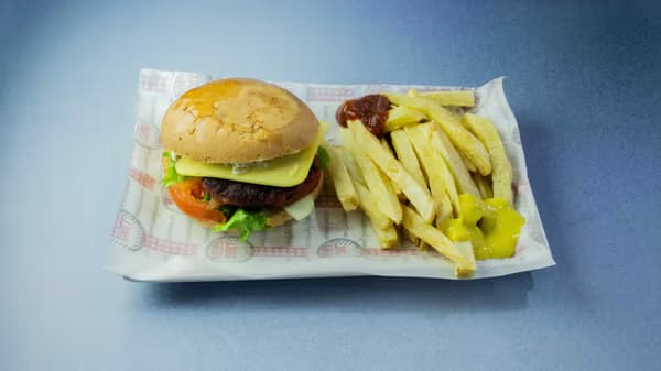 Burger me Qoftë Shtëpie Burger me Qoftë Shtëpie