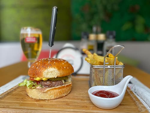 HAMBURGER HAMBURGER
