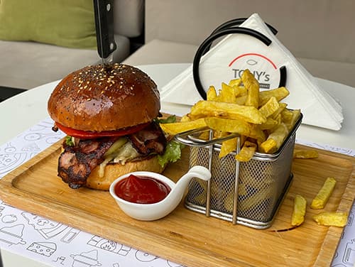 BACON CHEESEBURGER BACON CHEESEBURGER