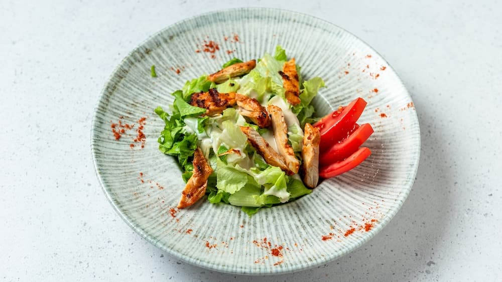 Sallatë Caesar Me Pulë Sallatë Caesar Me Pulë