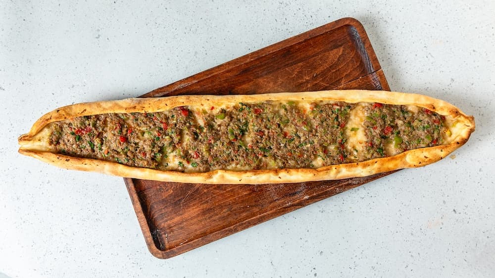 Pite Me Mish Dhe Djathë Pite Me Mish Dhe Djathë