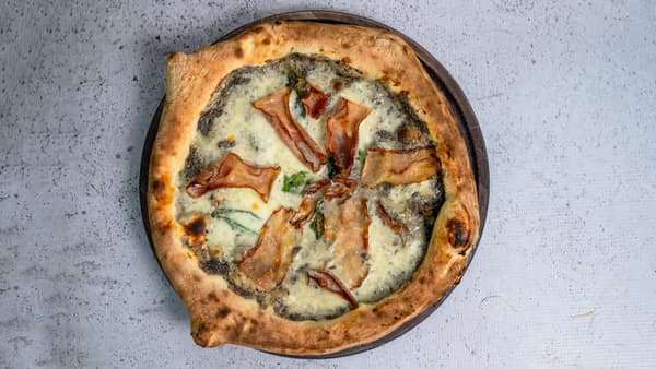 Pizza Nerone Pizza Nerone