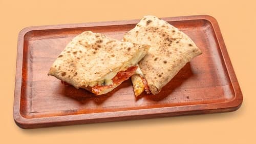 Sandwich 4 Djathërat & Pikant Sandwich 4 Djathërat & Pikant